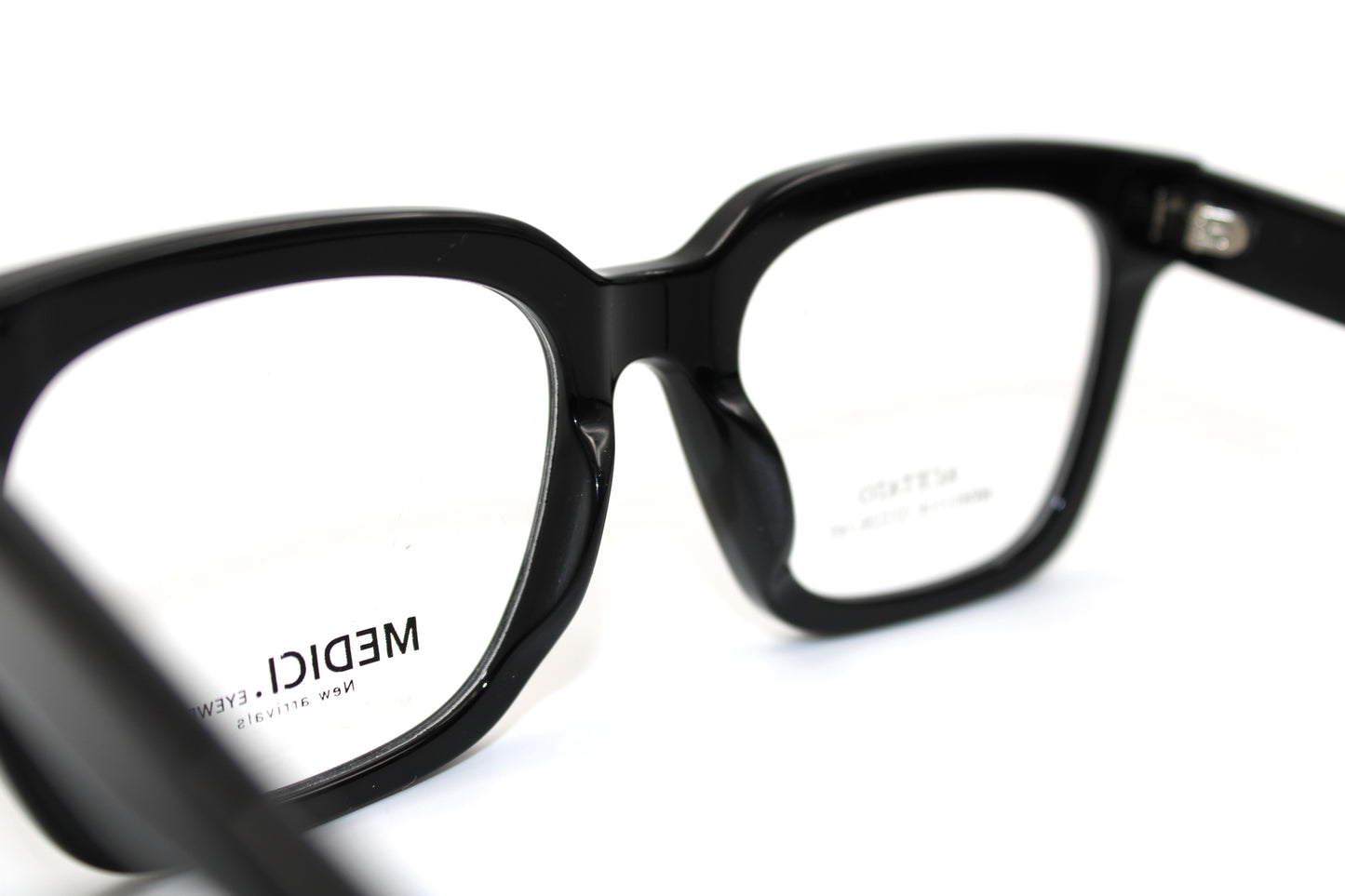 MEDICI EYE WEAR GOLD MDG1114